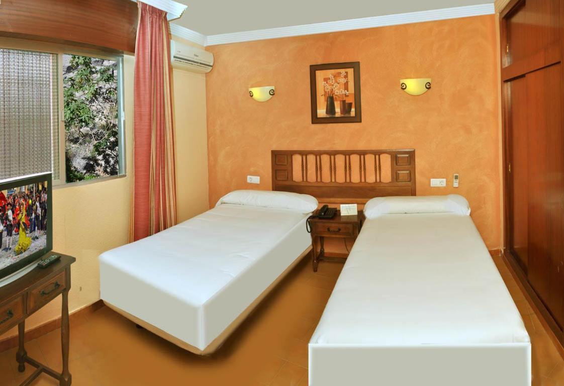 Double or Twin Room,1198164217:JPEG